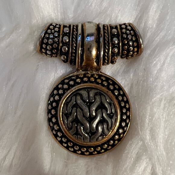 Vintage Pendant for necklace. Silver & gold tone - Picture 3 of 4